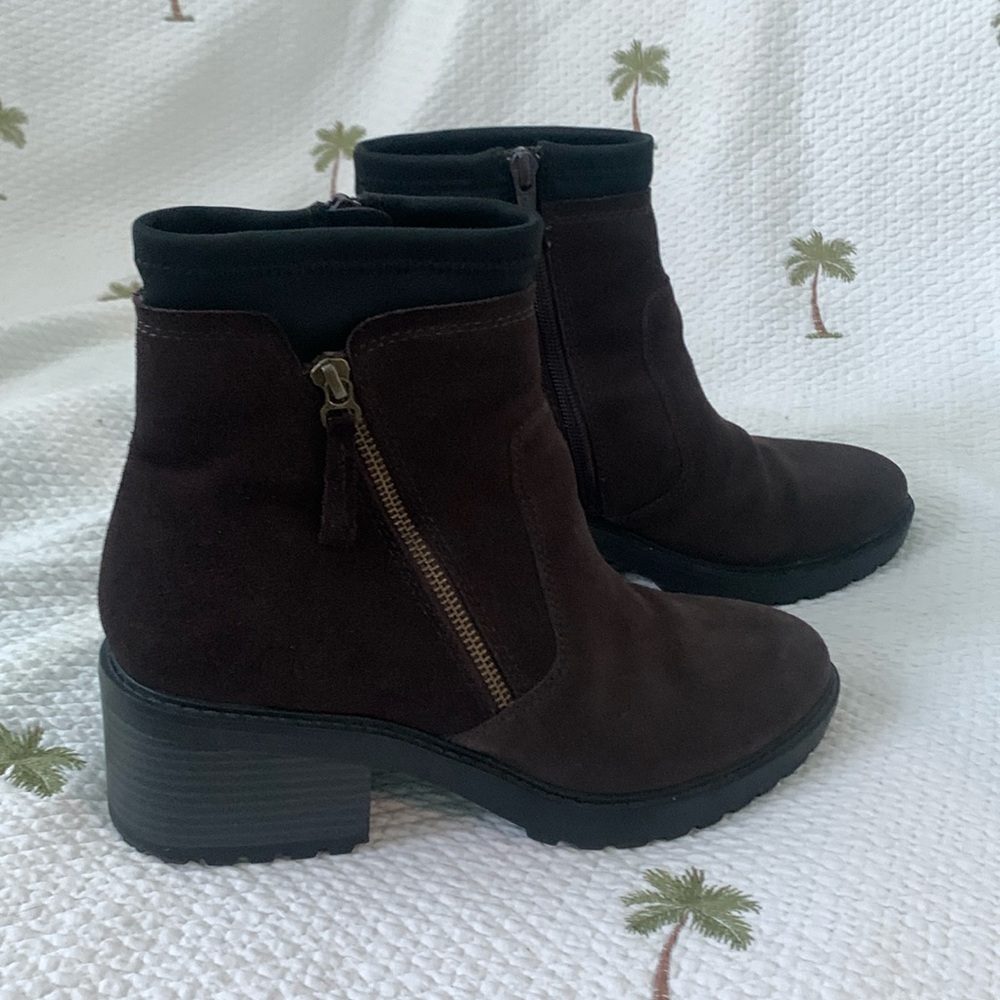 Salvia leather booties